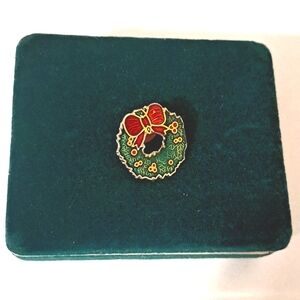 Vintage Christmas Wreath Iridescent Pin Brooch
